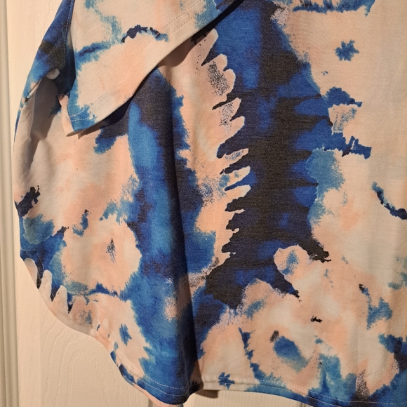 TEK GEAR blouse in size 1X colors. - Picture 3 of 12